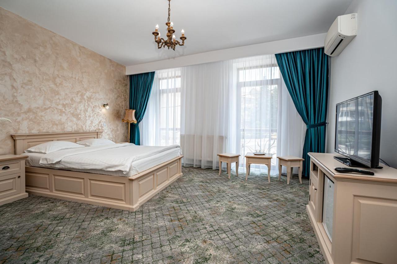 Hotel Rin Сибиу Екстериор снимка